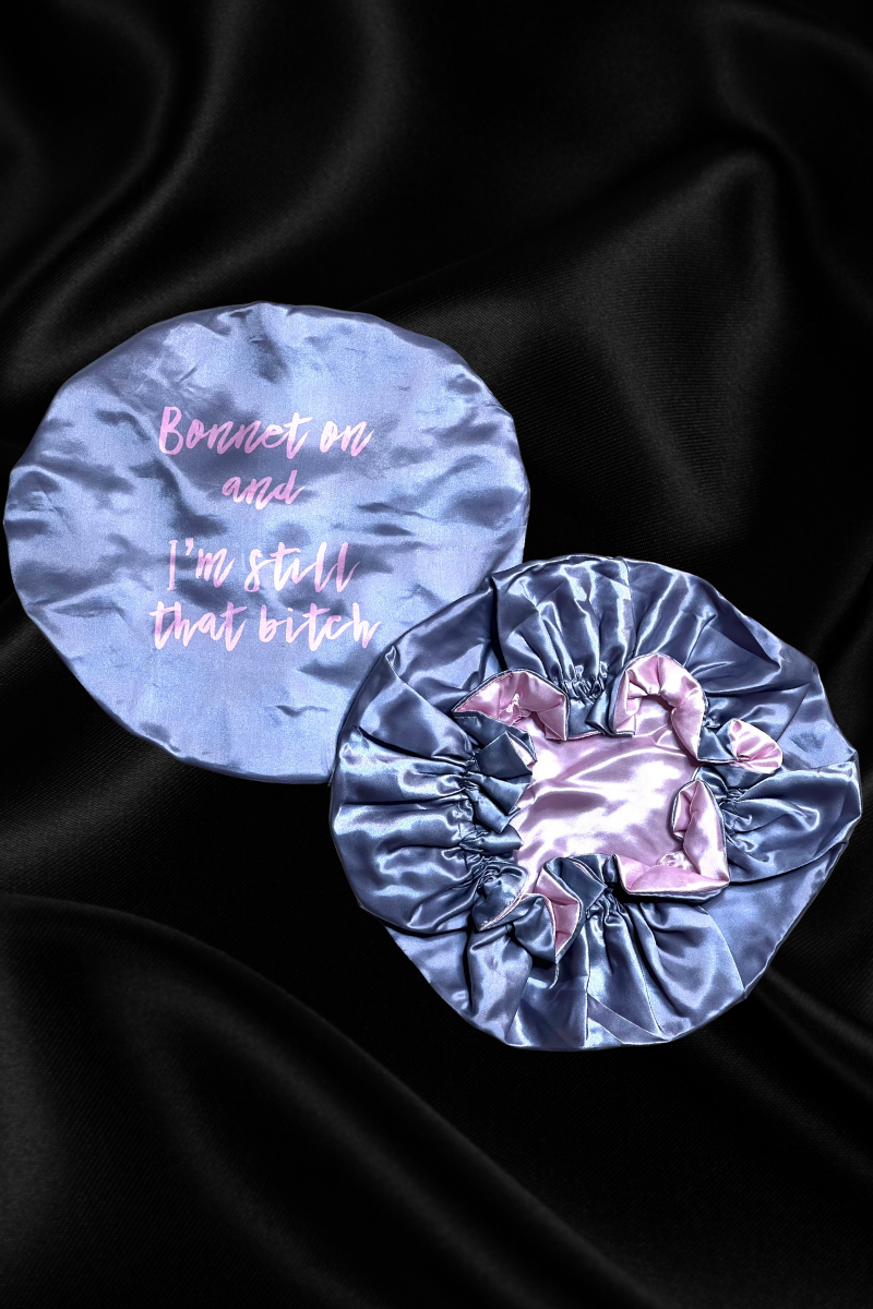 SIGNATURE SATIN BONNET – Glam Quote Edition